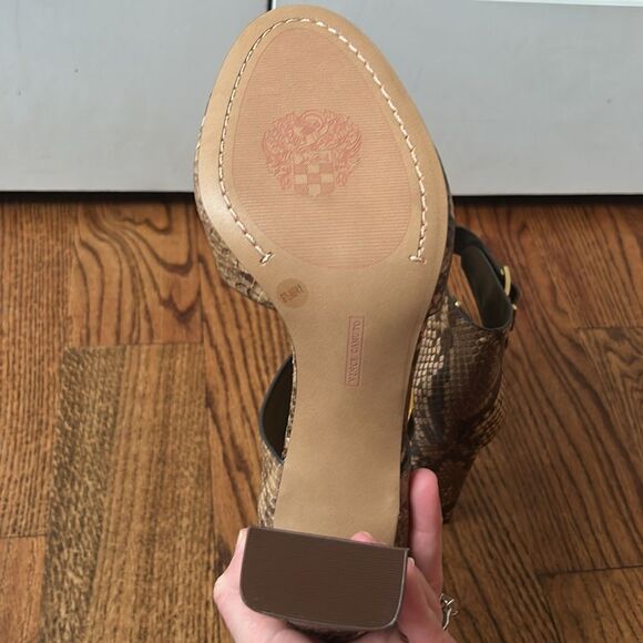 Vince Camuto Alinah Ankle Strap Pump NWOT Size 9.5 - Picture 5 of 6